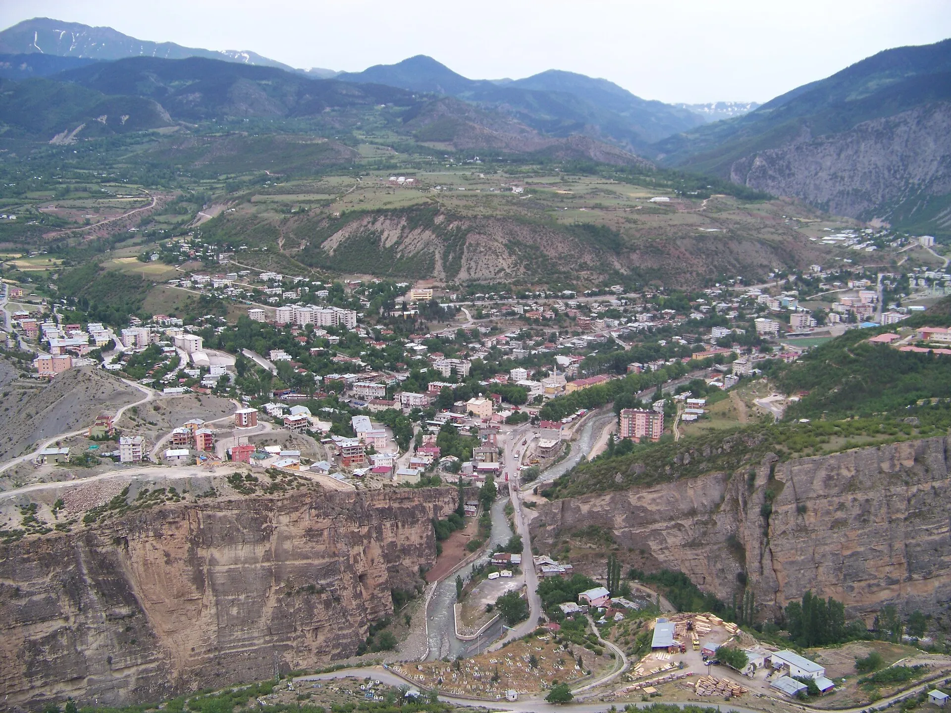 Ardanuç (château d'Ardanuç) : la forteresse de Klarjeti à Artvin