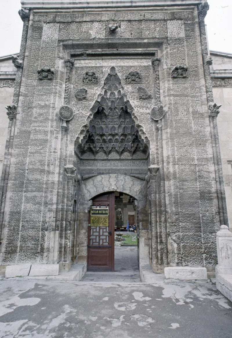 Die Buruji-Medrese in Sivas – ein Juwel der seldschukischen Architektur