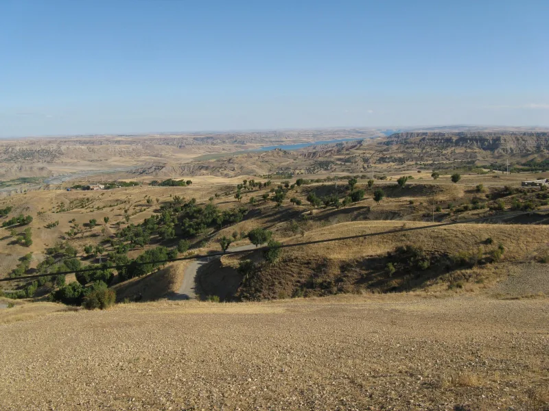 카흐타 — 네므루트 산과 코마게네로 향하는 관광 관문