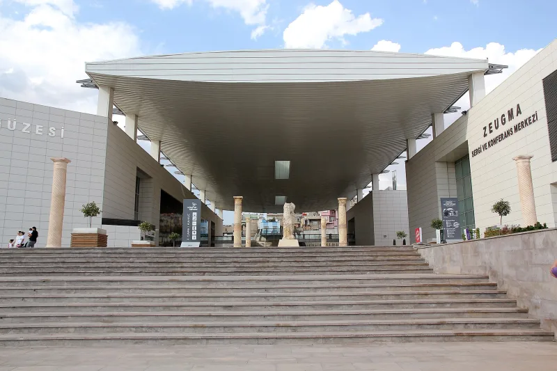 Das Narlykuyu-Museum – das Mosaik „Die drei Grazien“ in Silifke