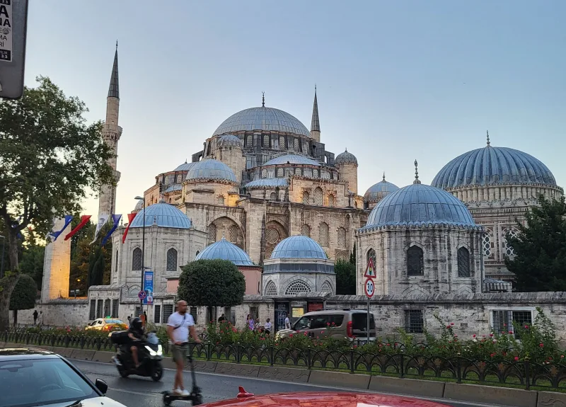 카스타모누의 나스룰라 모스크(Nasrullah Camii) — 여행 가이드