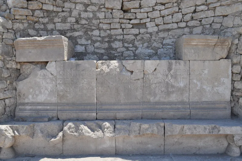 Rhodiapolis – eine antike lykische Stadt und der Mäzen Ophramos in der Türkei