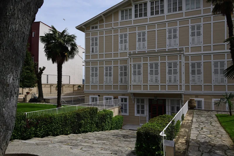 이스탄불의 사드베르크 하님 박물관: 최초의 사립 박물관 가이드