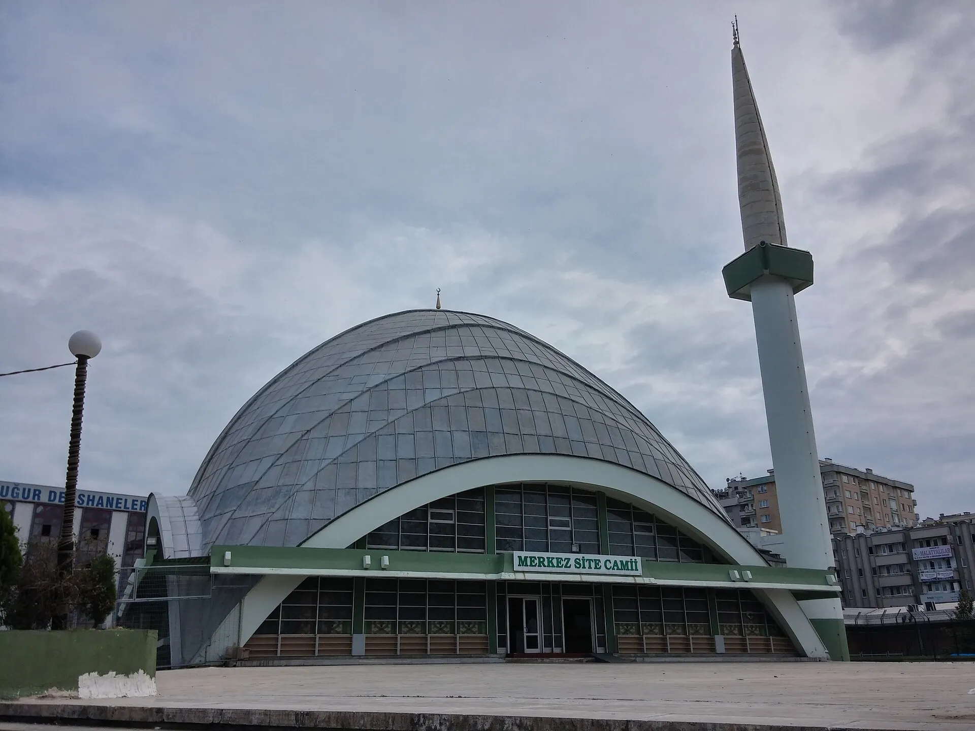 La mosquée Site Camii à Samsun — la grande mosquée de la ville