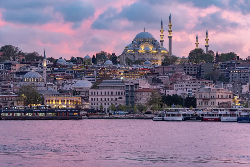 술레이마니예 모스크(Süleymaniye) — 이스탄불에 있는 시난의 걸작