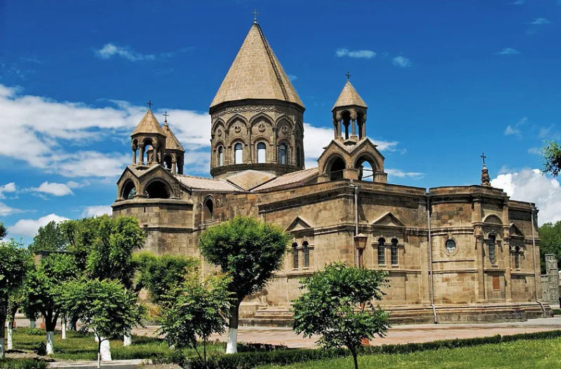 Die Basilika von Tekor – Ein Reiseführer zur armenischen Kirche aus dem 5. Jahrhundert in Kars