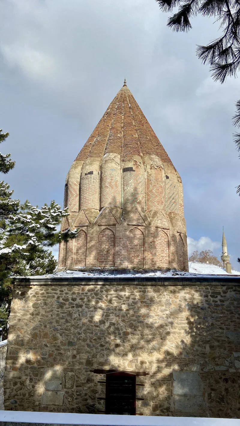 Das Türbe von Seyyid Mahmud Hayrani in Akşehir – ein Sufi aus dem 13. Jahrhundert