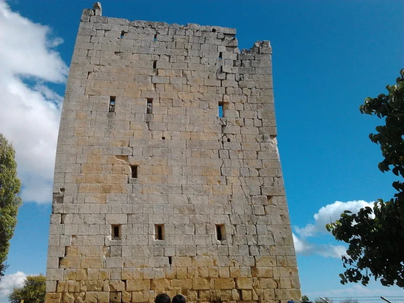 우준카부르치(디오카이사레아) — 메르신에 위치한 올바 제우스 신전