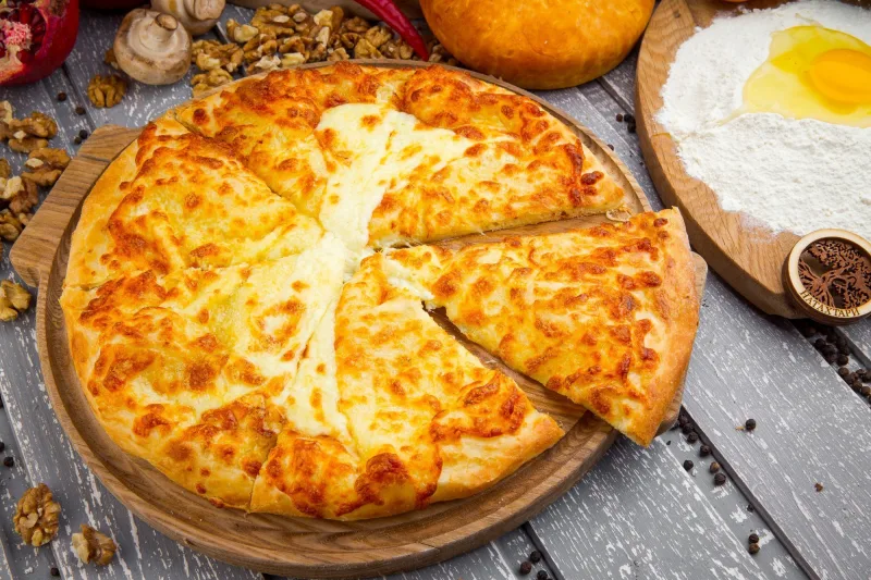 Khachapuri ve stylu mergel