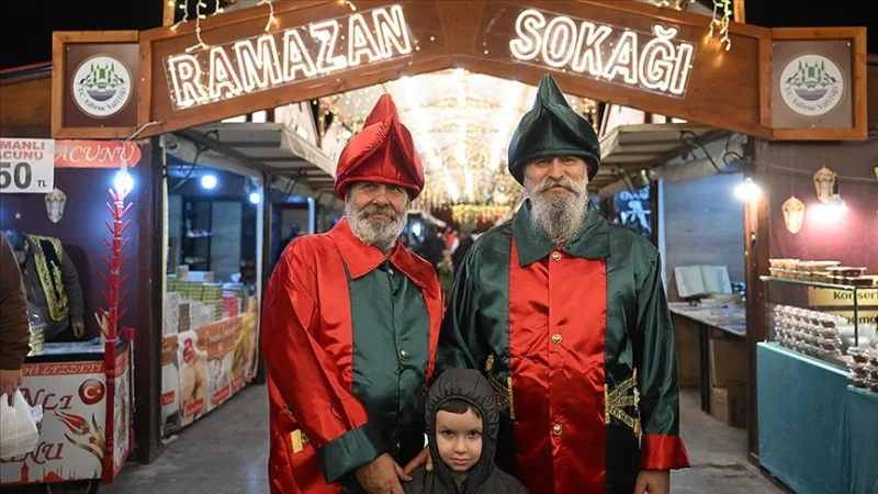 Apertura de la calle Ramadán en la plaza Selimiye