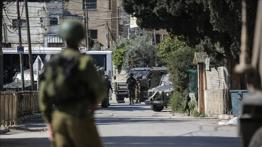 在以色列人侵占巴勒斯坦领土期间，其在约旦河西岸发动的袭击造成6名巴勒斯坦人受伤