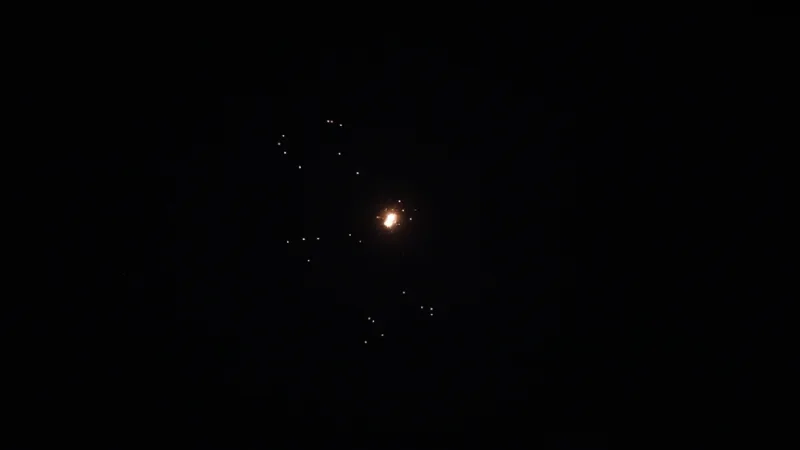 Iranista laukaistujen ohjusten vuoksi sireenit soivat laajalla alueella Israelissa