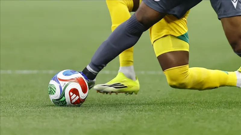 Zítra se odehrají finálové zápasy mezikontinentálních baráží o postup na Mistrovství světa ve fotbale 2026