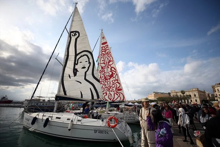 Os barcos da «Missão da Primavera de 2026 da Frota Global Sumud», que partiram de Espanha, chegaram a Itália