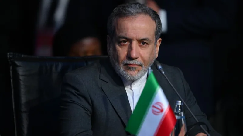 Minister spraw zagranicznych Iranu Erakchi odwiedzi Pakistan, Oman i Rosję