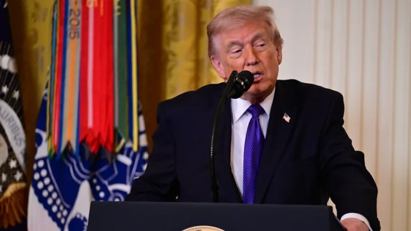 ABD Başkanı Trump, AB'ye ticaret anlaşmasını yerine getirmesi için 4 Temmuz'a kadar süre verdi