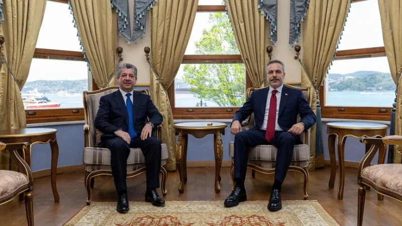 Ārlietu ministrs Fidan Stambulā tikās ar Irākas Kurdistānas reģionālās valdības premjerministru Barzani